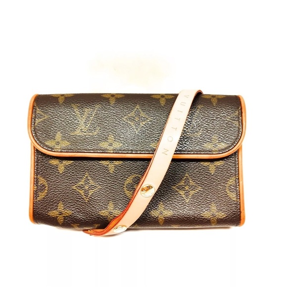 Louis Vuitton Florentine - Picture 2 of 10